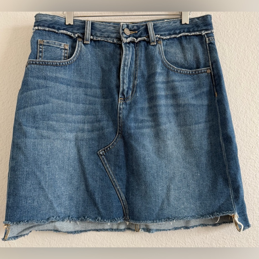 Vince Camuto Frayed Hem Denim Skirt